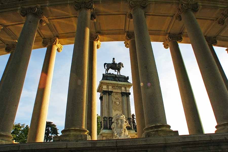 Monumento a Alfonso XII en el Parque del Retiro de Madrid
